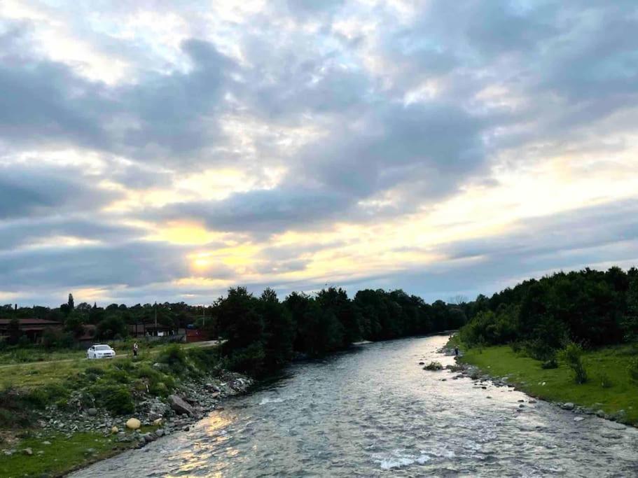 La-Marti, Idyllische Unterkunft Mit Kamin Bagdati 外观 照片